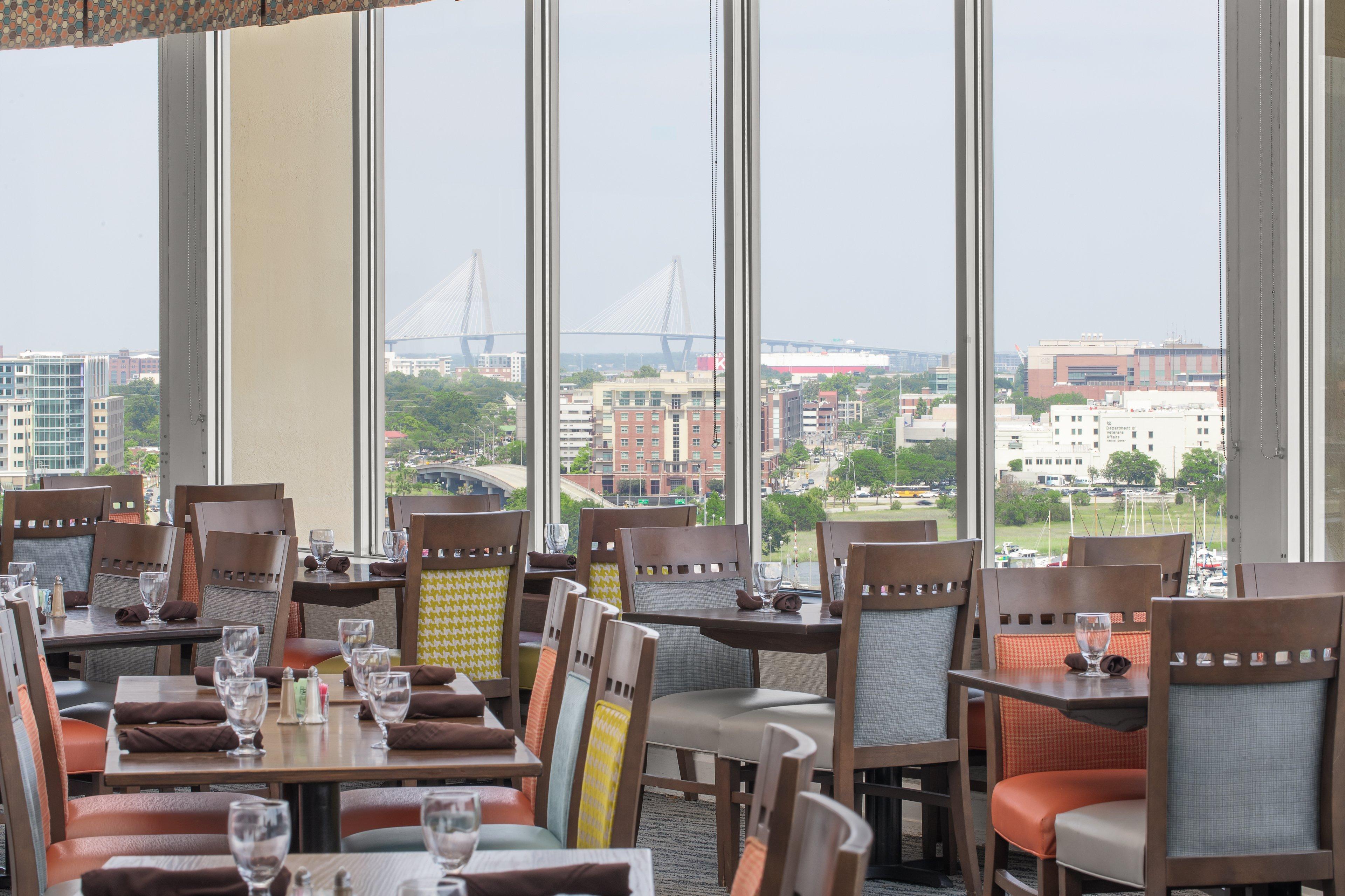 Holiday Inn Charleston-Riverview By Ihg Exterior photo