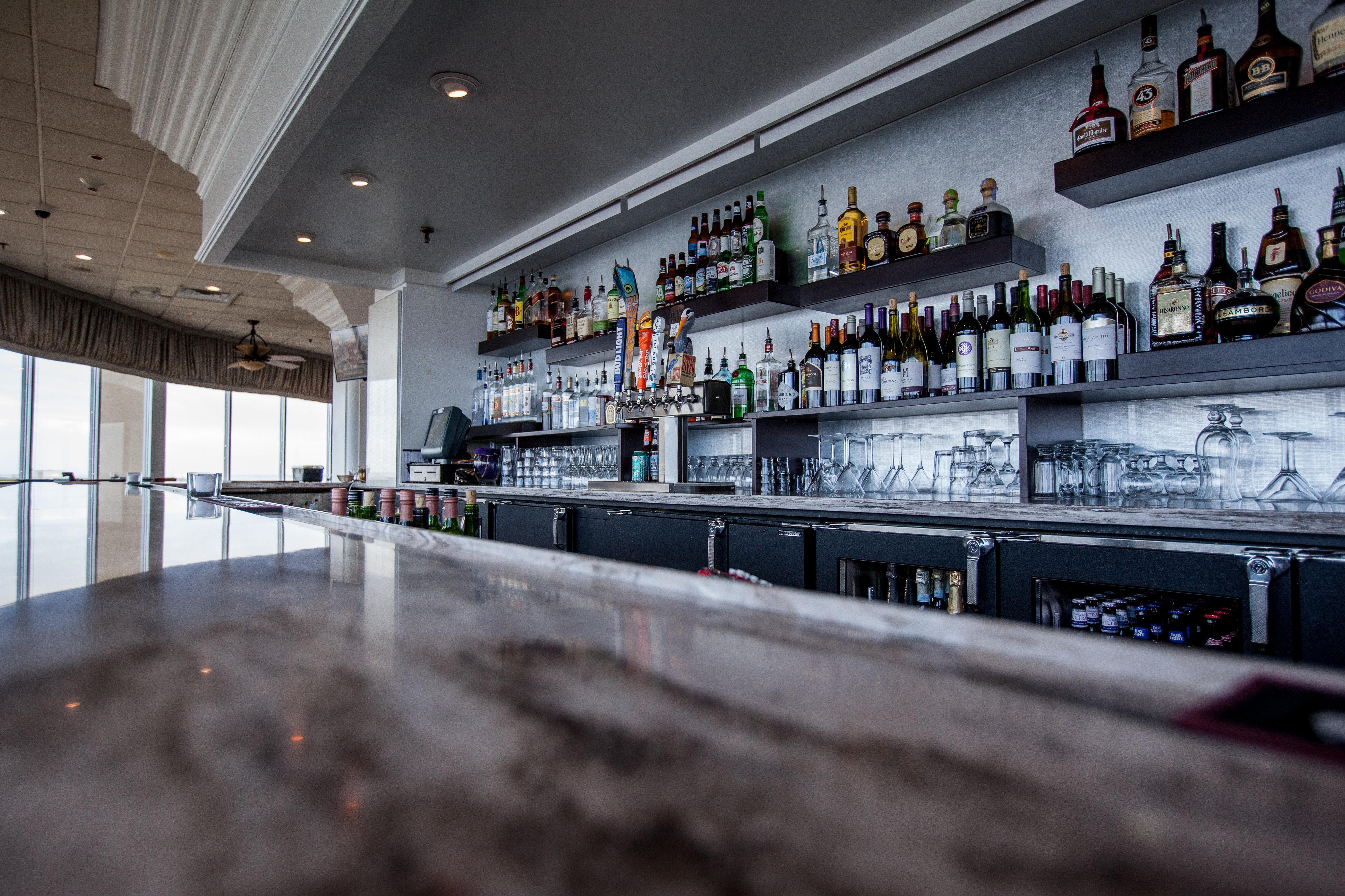 Holiday Inn Charleston-Riverview By Ihg Exterior photo