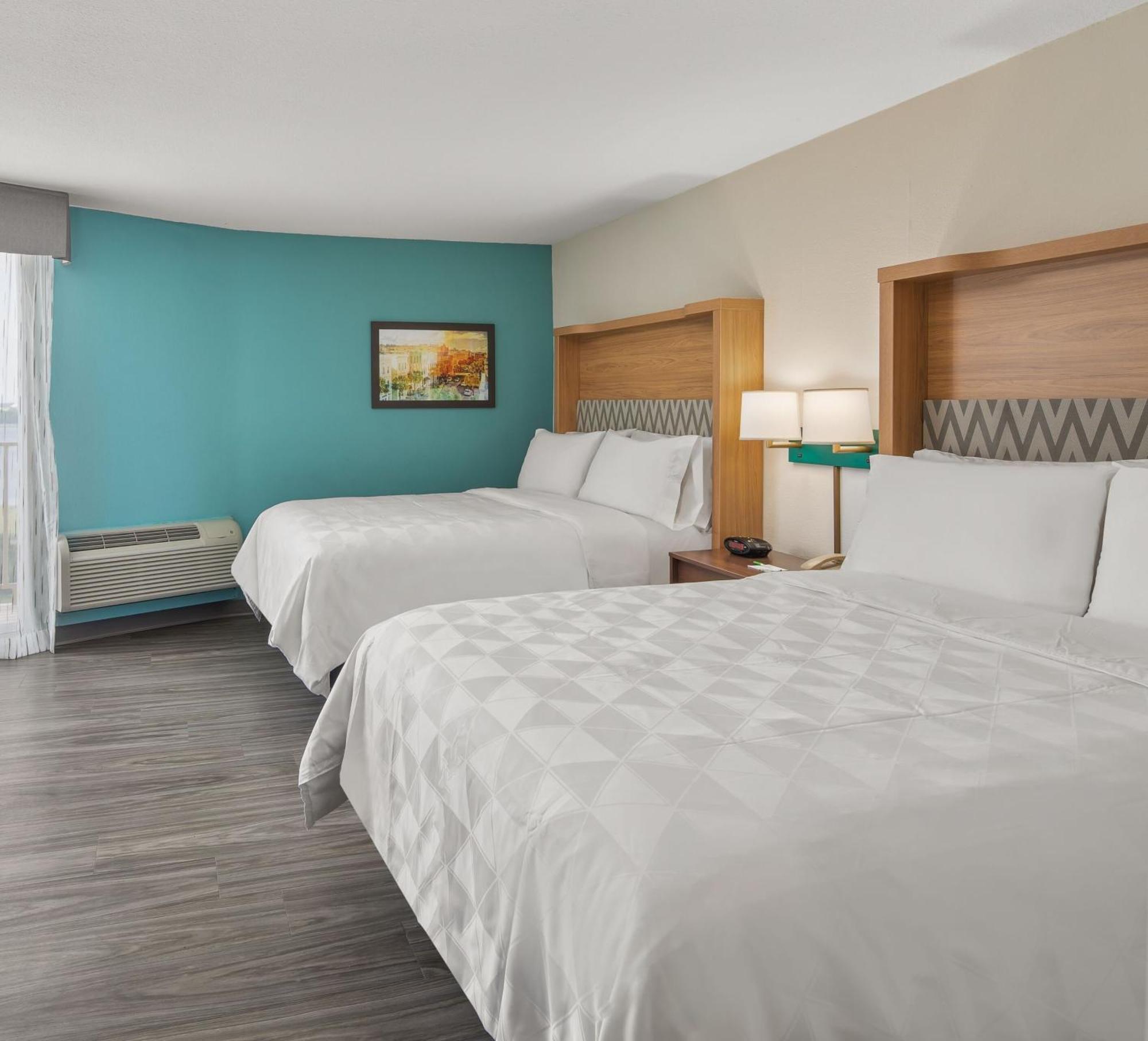 Holiday Inn Charleston-Riverview By Ihg Exterior photo