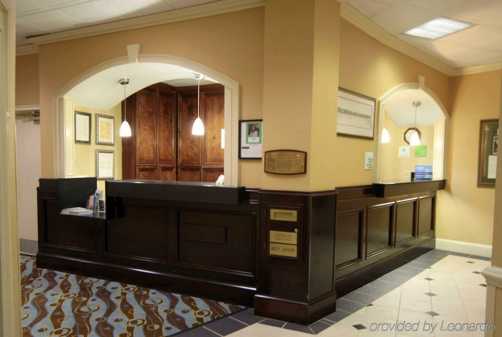 Holiday Inn Charleston-Riverview By Ihg Interior photo